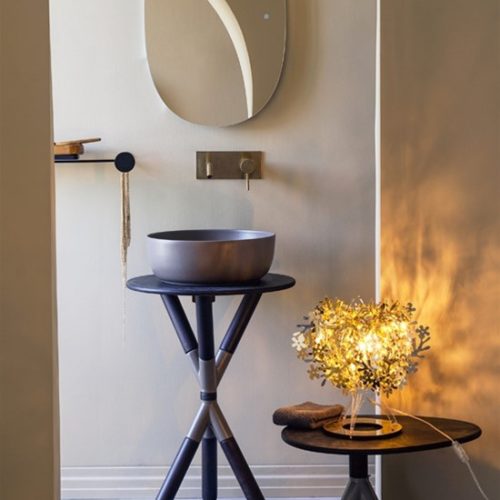 FREE STANDING WASHBASIN